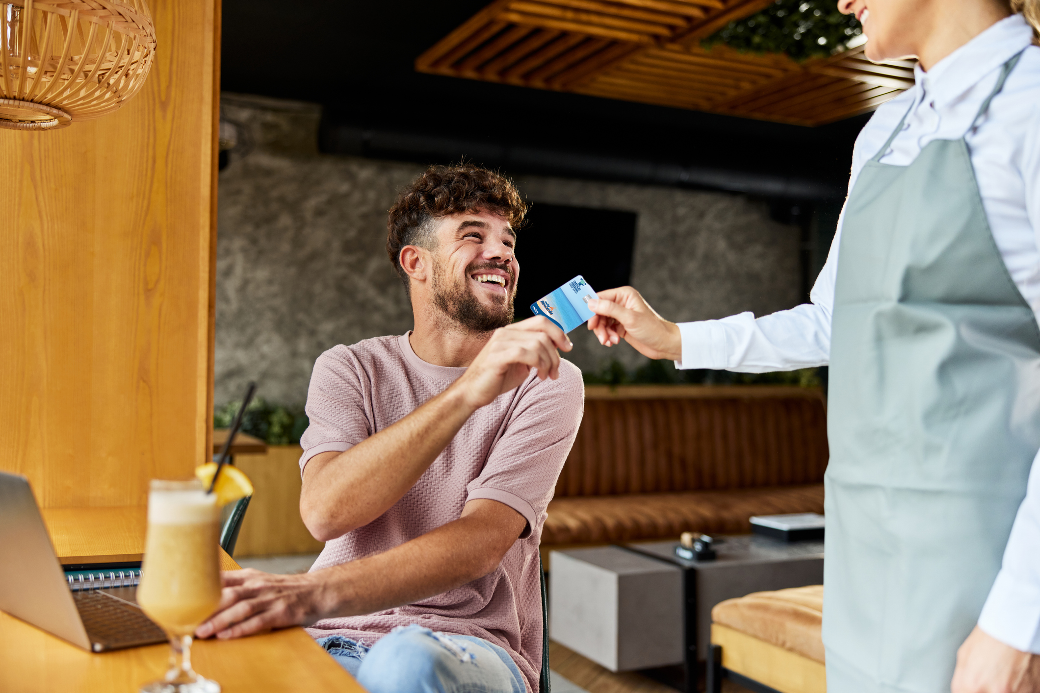 GettyImages-1854194731_with card